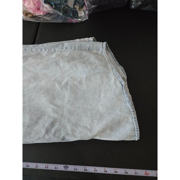 Capacity Women Embroidered Floral Denim Button-Up Shirt Plus Size 2X Grannycore - Picture 8 of 10